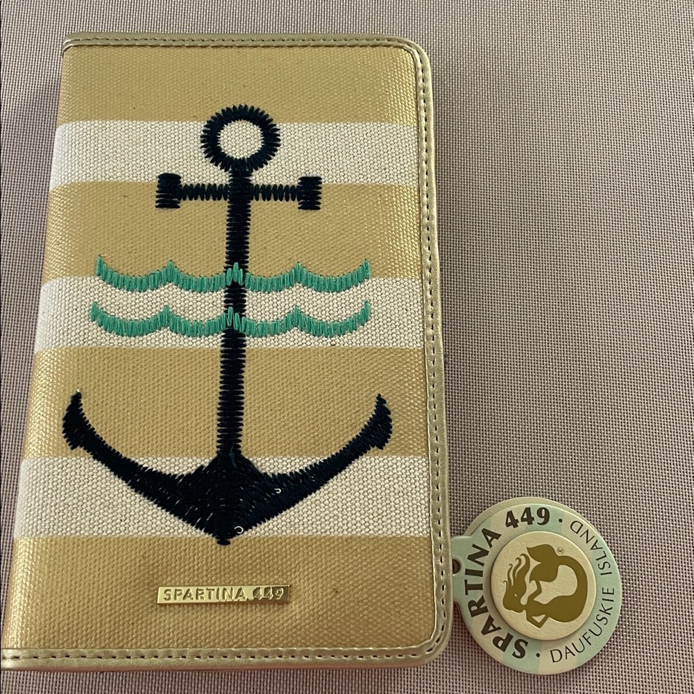 Spartina 449 Chevron Wallet in Navy and Beige